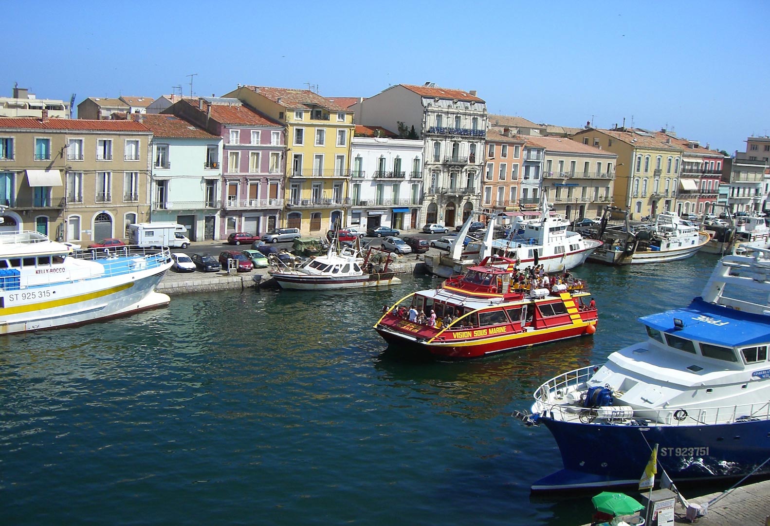 Les promenades en bateau de Sète Croisières vous emmènent à la découverte des ports et de la mer Méditerranée autour de Sète.